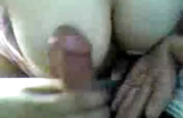 XXX بالغ پستون گنده, سبزه, یاس کون و کوس مکیدن دیک سخت در مشتری