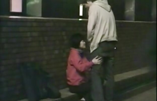 XXX ورزش واقعا می کوس sex خواهد به ورزش و فرار از بیمارستان است.