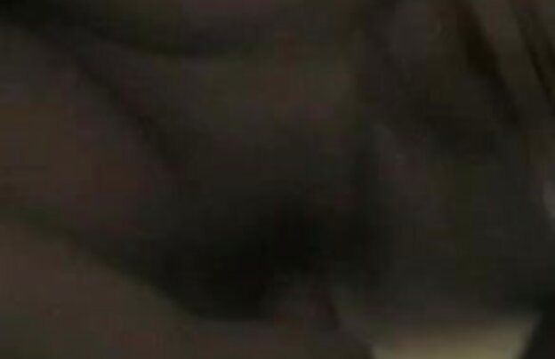 XXX دختر با sexکوس تنگ مشاعره جعلی لذت بردن از یک سنگین پسر سنگین کیر