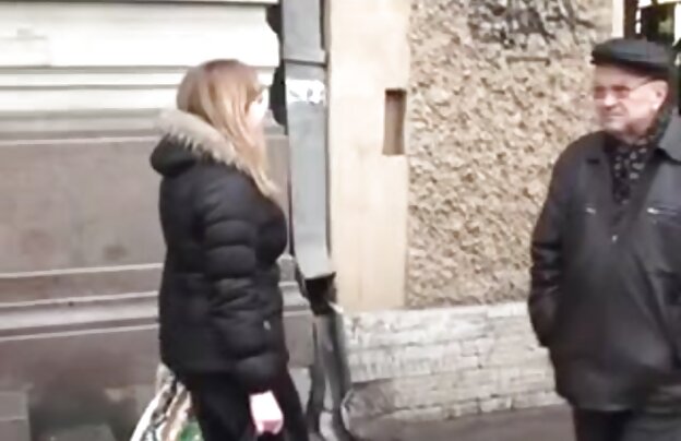 XXX مادر بلوند سکسی با سینه می شود توسط سکس کوس فارسی یک مرد سیاه و سفید