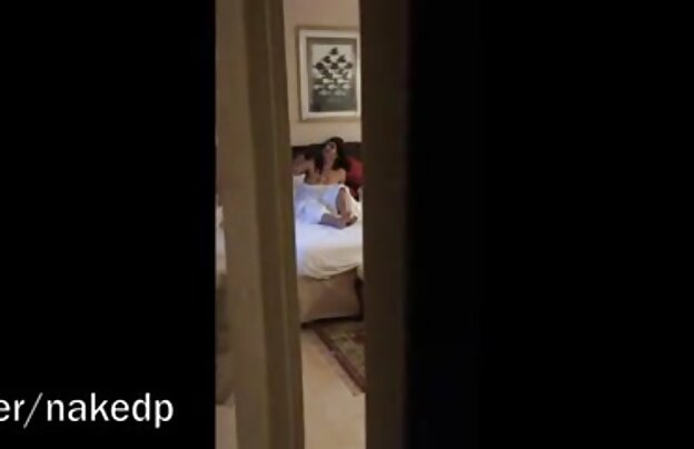 XXX دو مرد با یکدیگر سکس کوس کردن